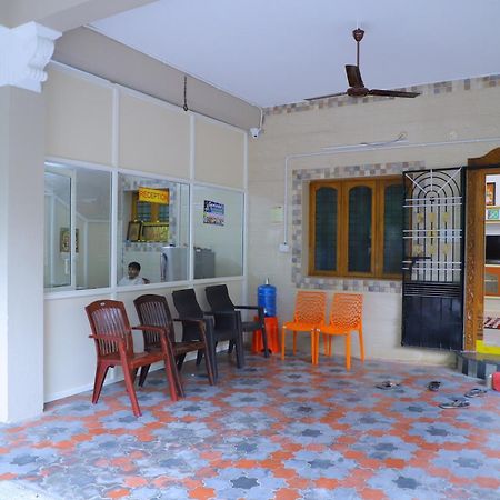 Nanda Mohan Homestay- Luxuries Ac Apartment Close To Alipiri Foothills-Kapila Teertham And Iskcon Temple Tirupati Ngoại thất bức ảnh