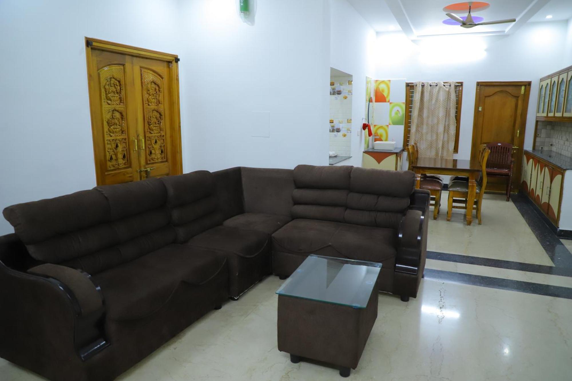 Nanda Mohan Homestay- Luxuries Ac Apartment Close To Alipiri Foothills-Kapila Teertham And Iskcon Temple Tirupati Ngoại thất bức ảnh