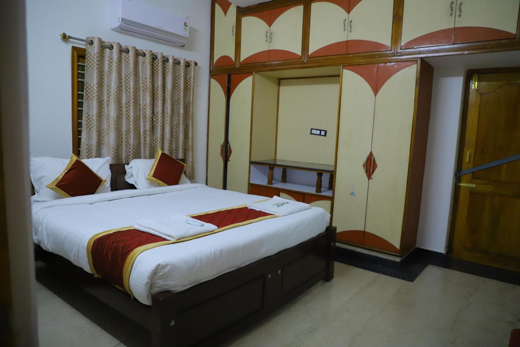 Nanda Mohan Homestay- Luxuries Ac Apartment Close To Alipiri Foothills-Kapila Teertham And Iskcon Temple Tirupati Ngoại thất bức ảnh