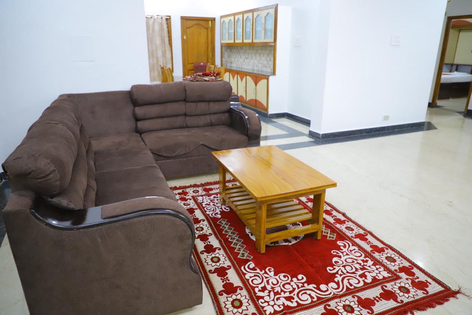 Nanda Mohan Homestay- Luxuries Ac Apartment Close To Alipiri Foothills-Kapila Teertham And Iskcon Temple Tirupati Ngoại thất bức ảnh